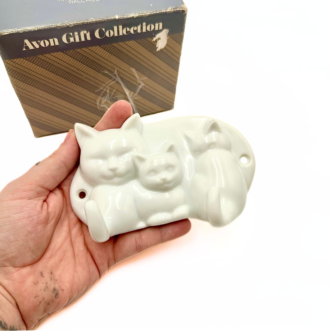 Avon Kitchen Kittens White Ceramic Cat Wall Hook