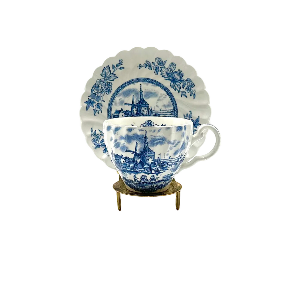Johnson Bros "Tulip Time" Blue & White Teacup & Saucer