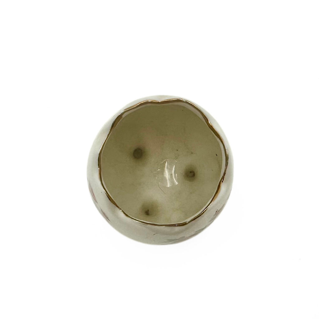 Porcelain Footed Cracked Egg Vase