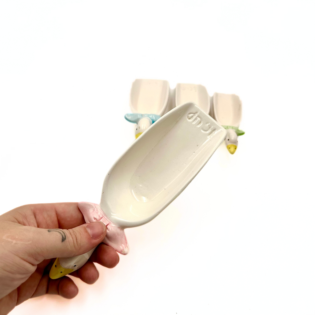 Country Goose Ceramic Measuring Cups Scoops Set of 4