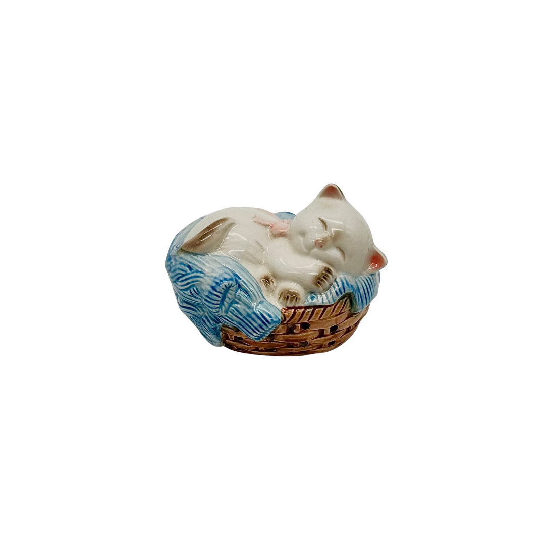Avon Catnapper Sleeping Kitten in Basket Ceramic Sachet Pomander