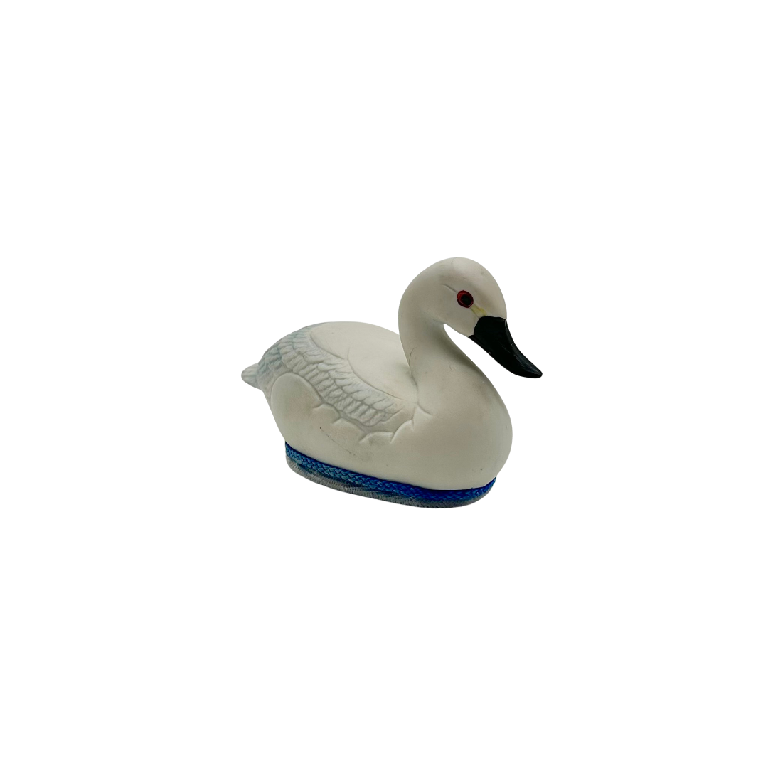 Jasco Ceramic Swan Lint Brush