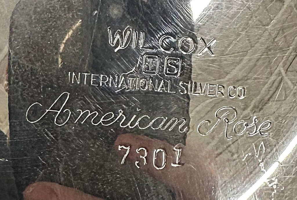 Vintage International Silver Co Wilcox American Rose 7301 Silverplate Teapot