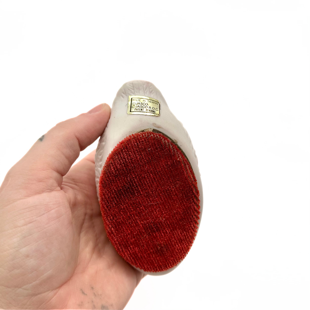 Jasco Ceramic Flamingo Lint Brush