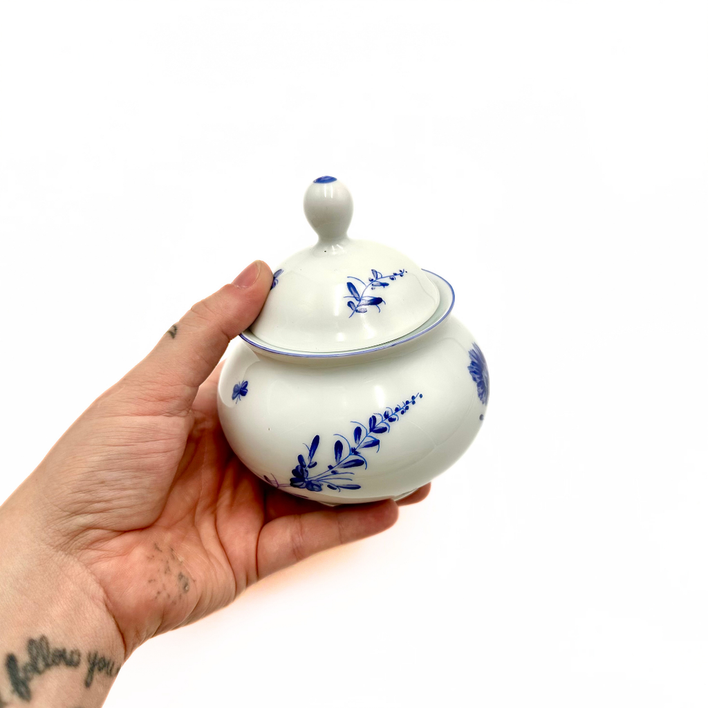 Limoges Chantilly Porcelain Lidded Sugar Bowl