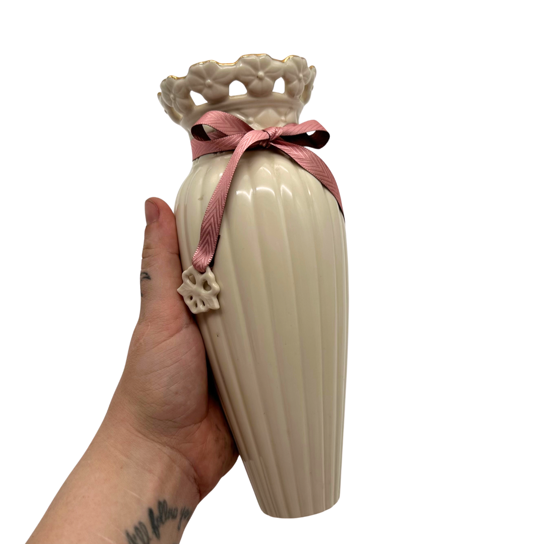 Lenox Tied with Love Bryanna Bud Vase
