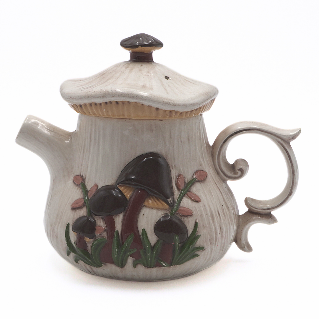 Arnel 1970s Mushroom Teapot and Creamer Set