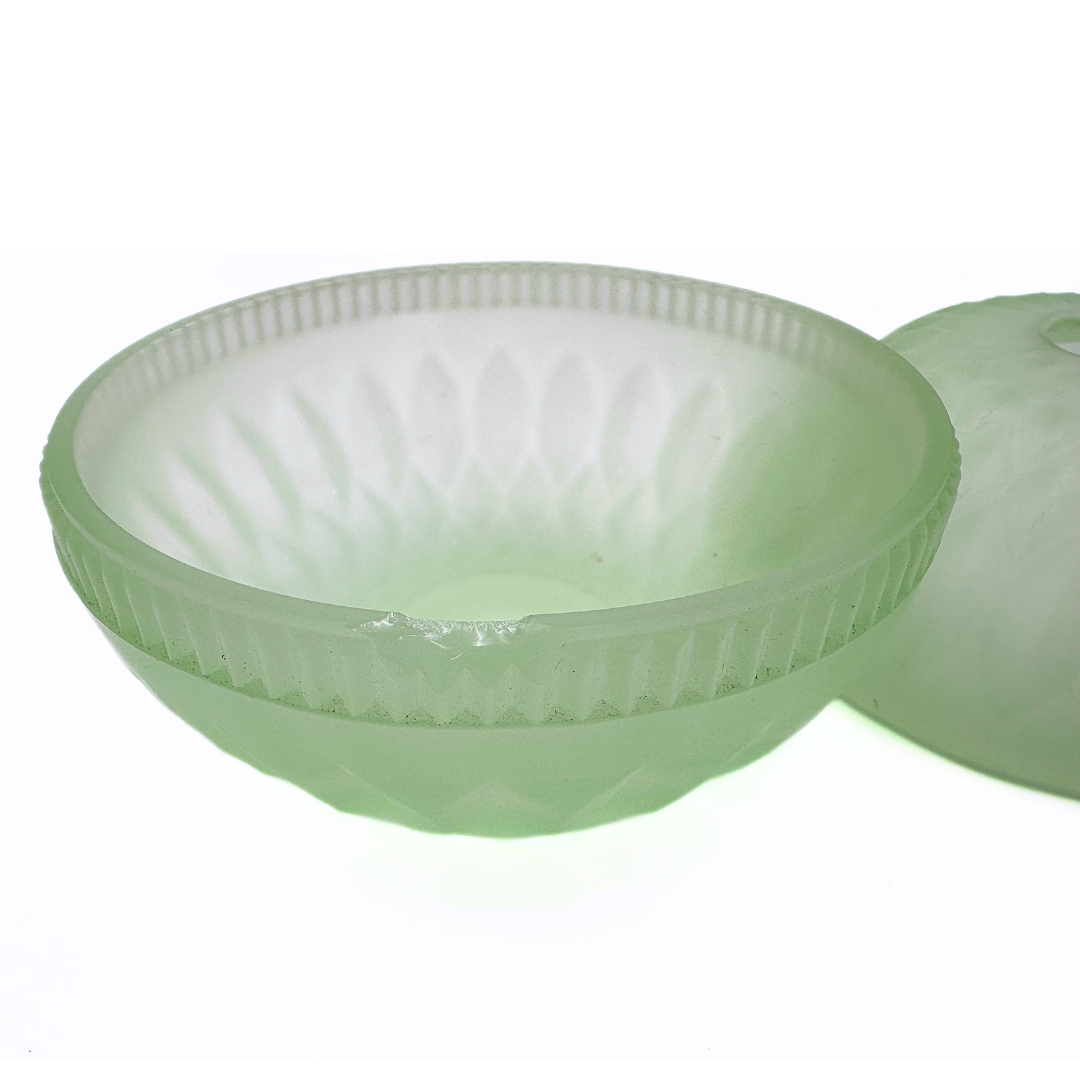 Indiana Glass Mount Vernon Satin Green Fairy Lamp