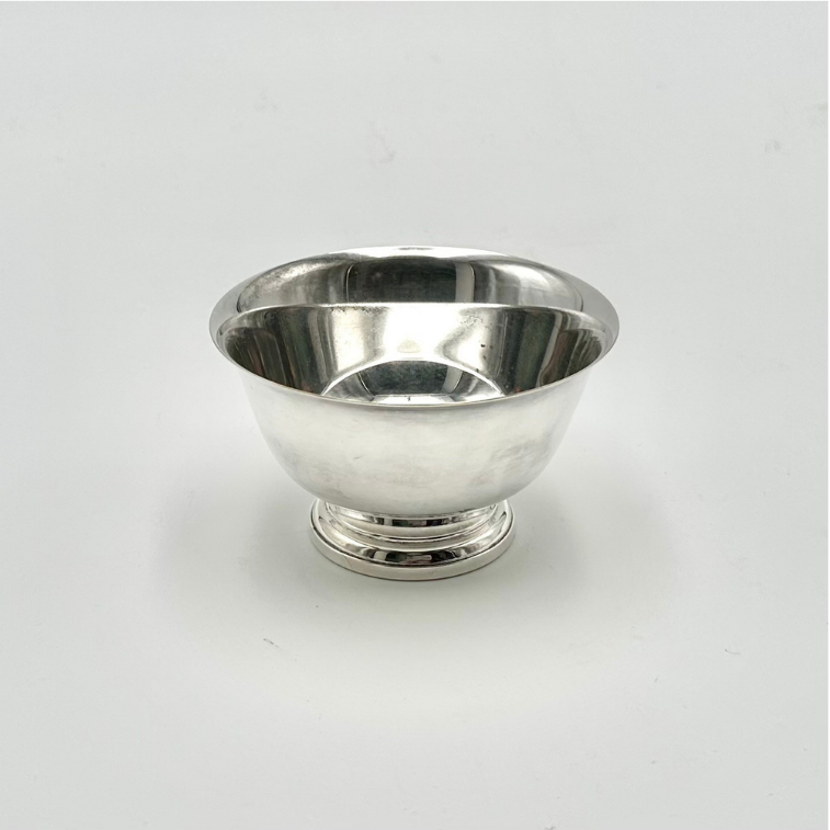 WM A Rogers Paul Revere Reproduction Silverplate Footed Bowl