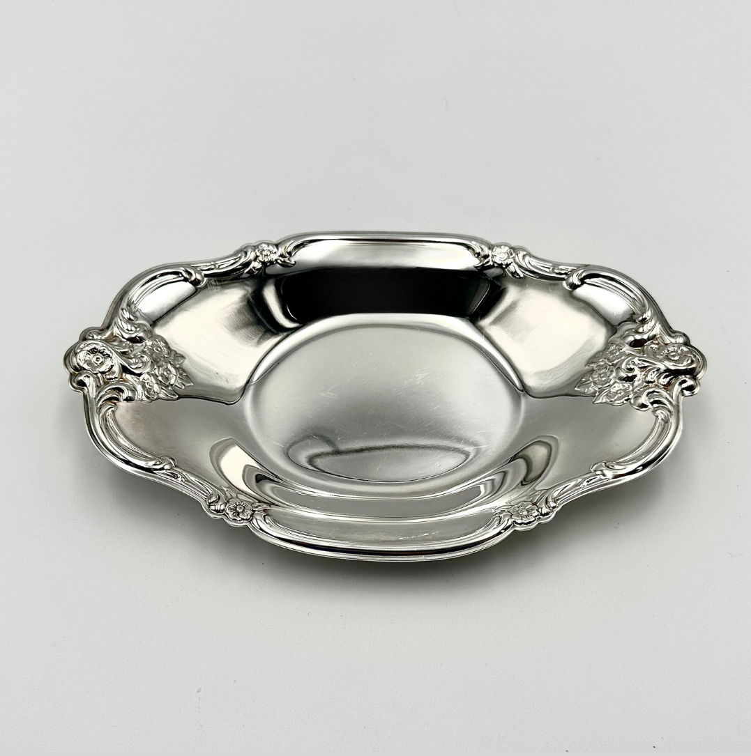 International Silver Tray 448 Engraved 1972