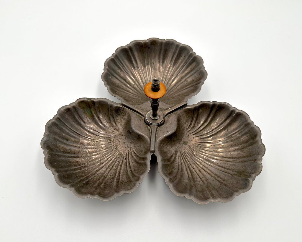 International Silverplate Divided Seashell Serving Dish