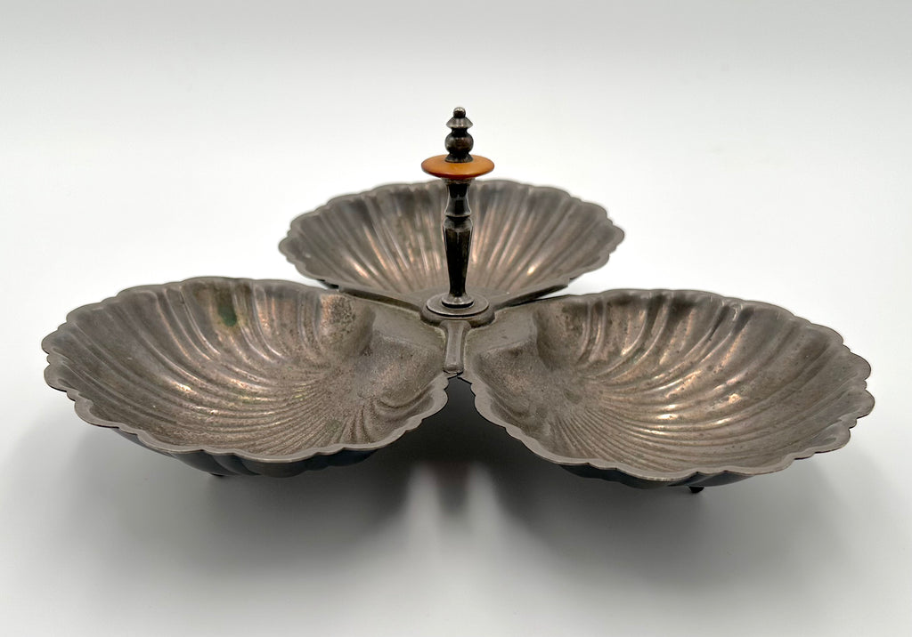 International Silverplate Divided Seashell Serving Dish