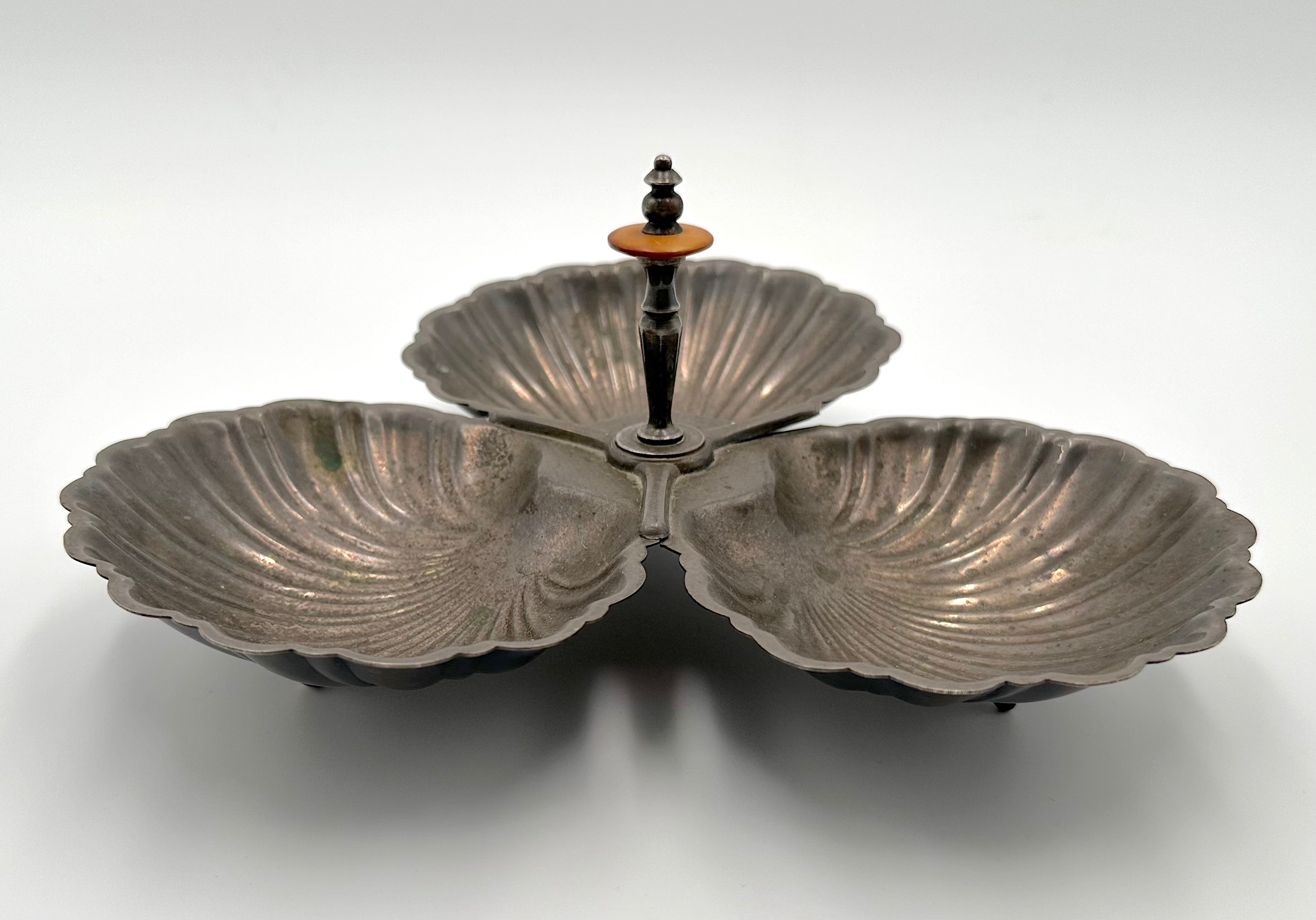 International Silverplate Divided Seashell Serving Dish