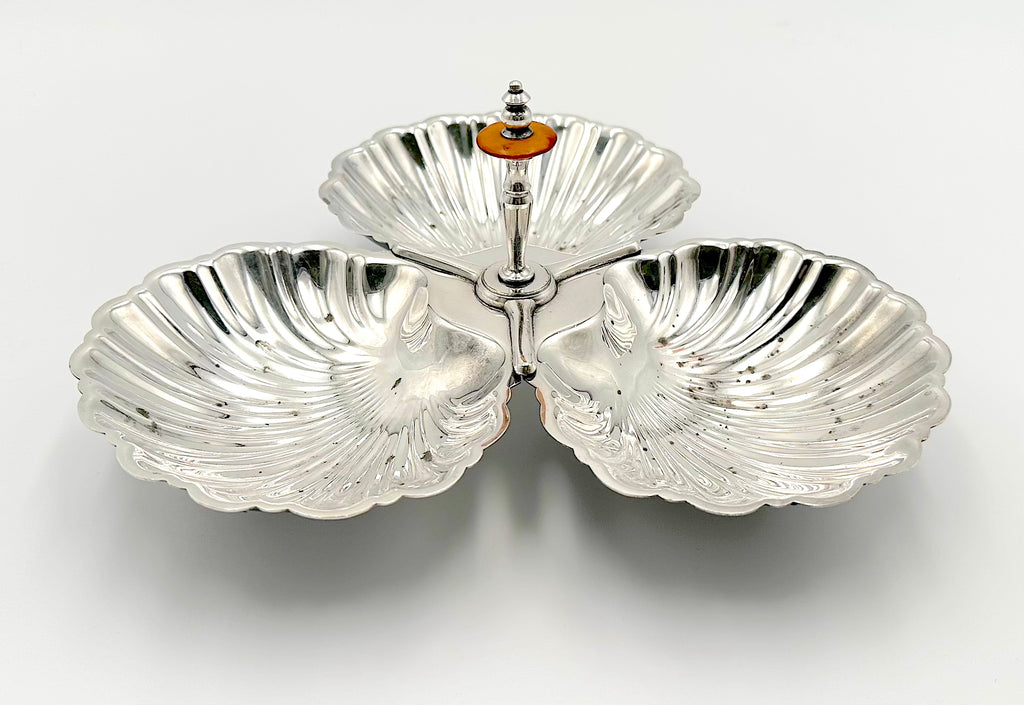 International Silverplate Divided Seashell Serving Dish