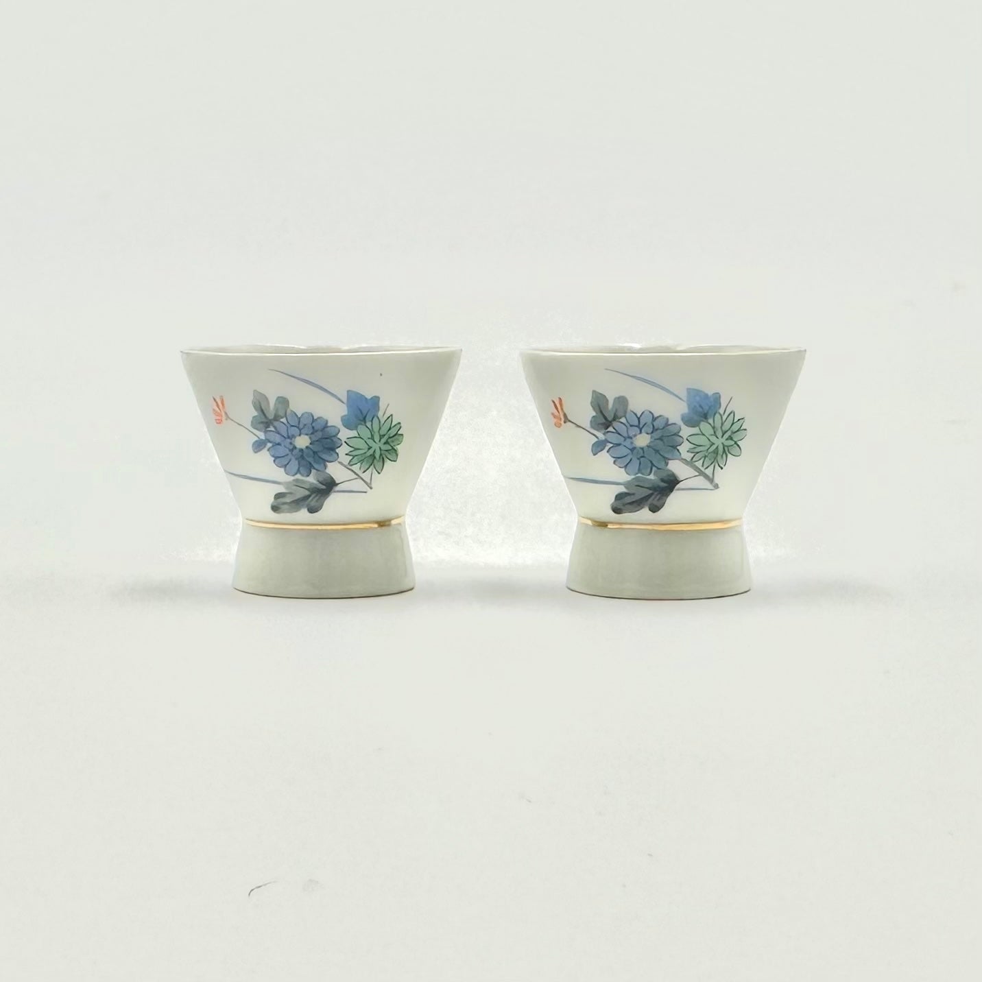 Japanese Sake Cups Set Floral Ochoko Porcelain Pedestal Cups