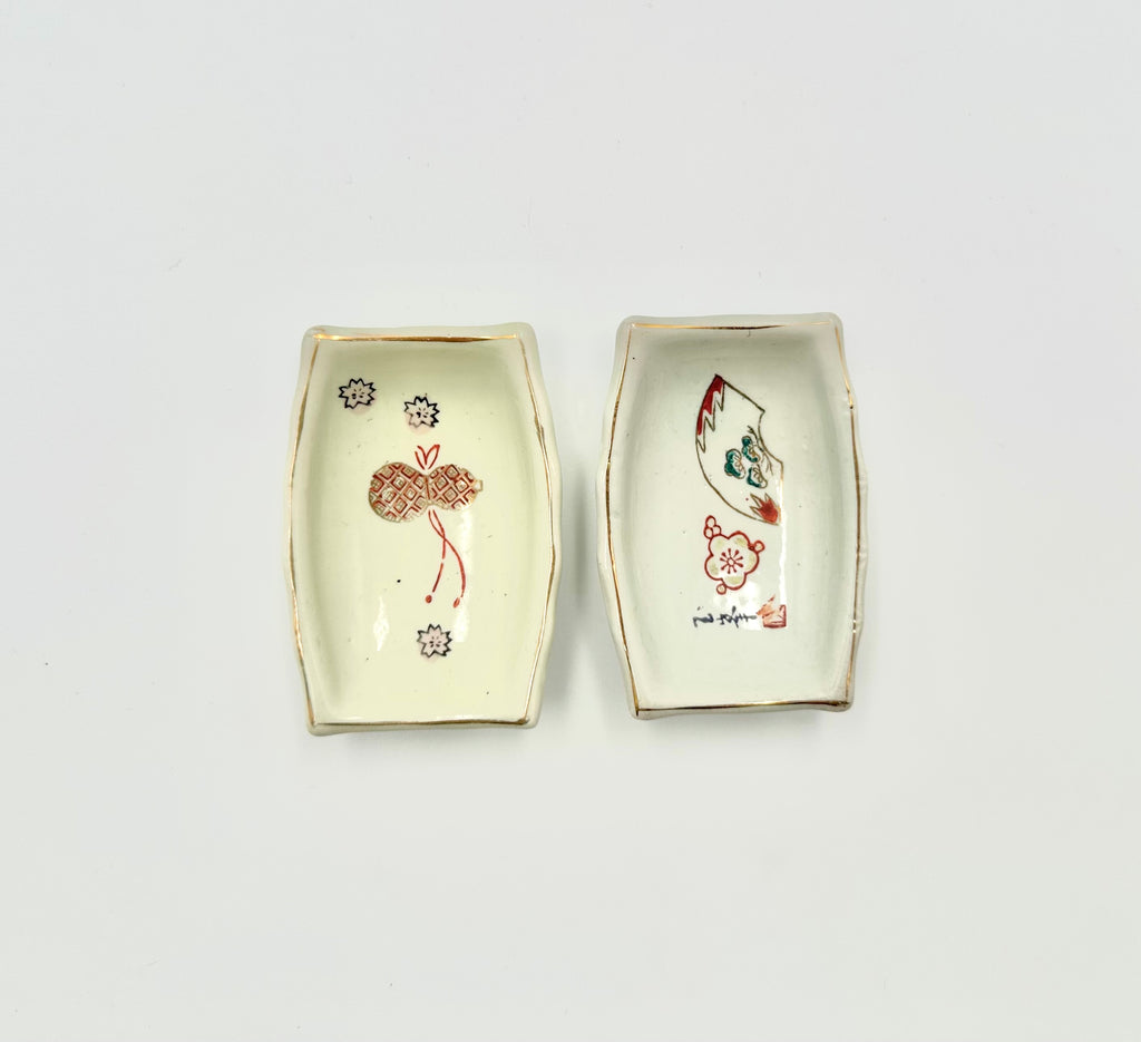 Japanese Porcelain Sauce Dishes Set